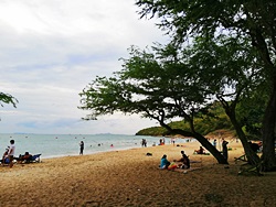 หาดทรายแก้ว